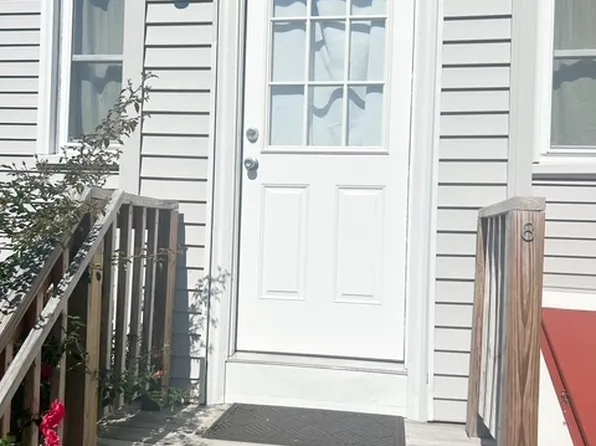 179 Montauk Ave #3, New London, CT 06320