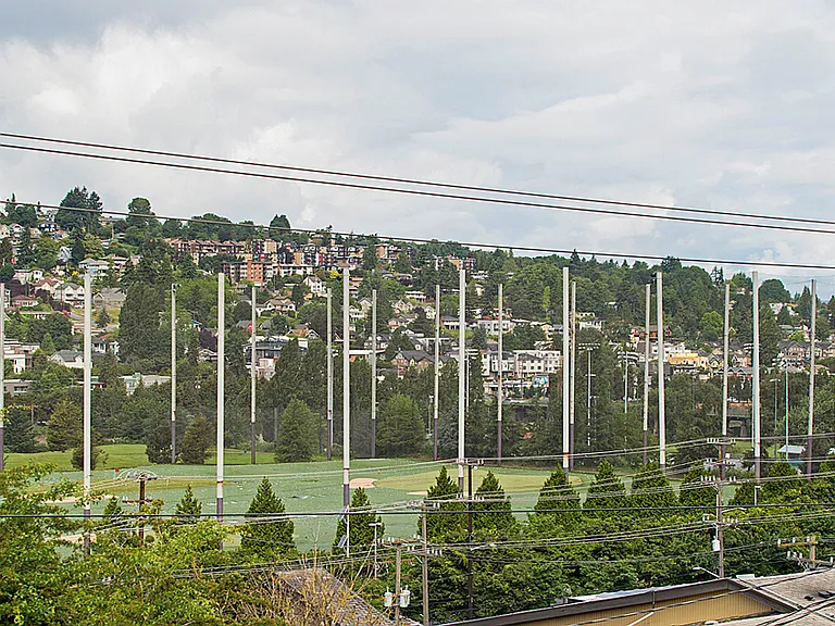 Back Nine Apartments - Located on the west slope of Queen Anne — Photo 8