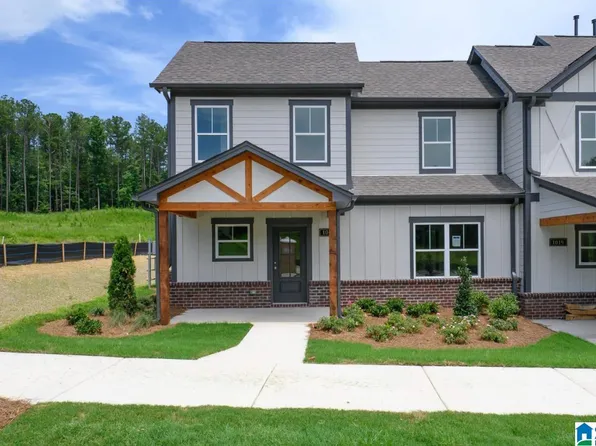1021 Grand River Blvd W, Leeds, AL 35094