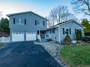 270 Brookville Ave, Islip, NY 11751