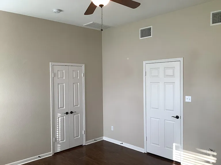 101 Hanstrom Dr — Photo 11