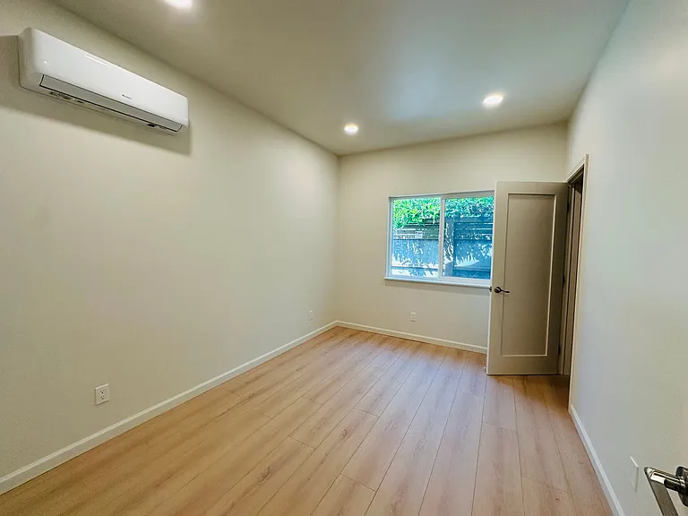 Drew East 27th — Photo 10