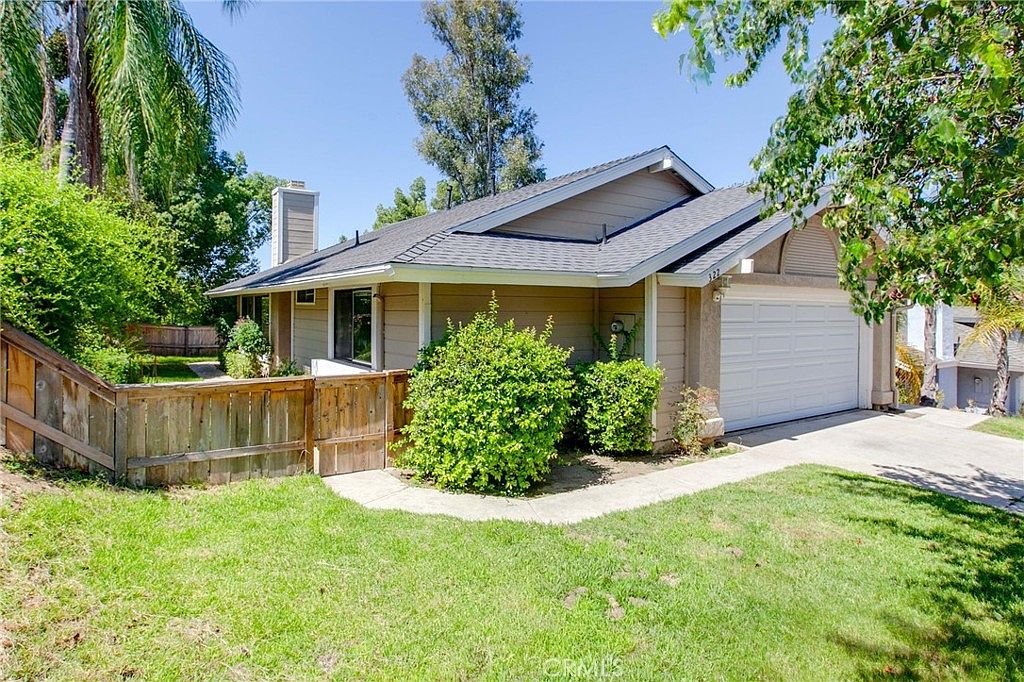 322 Poppyfield Gln, Escondido, CA 92026 | Zillow