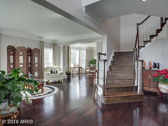 2nd image of 12286 Millwood Pond Ct