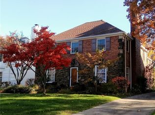 3645 Traynham Rd, Shaker Heights, OH 44122