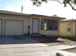 1214 Huntington St, Salinas, CA 93906