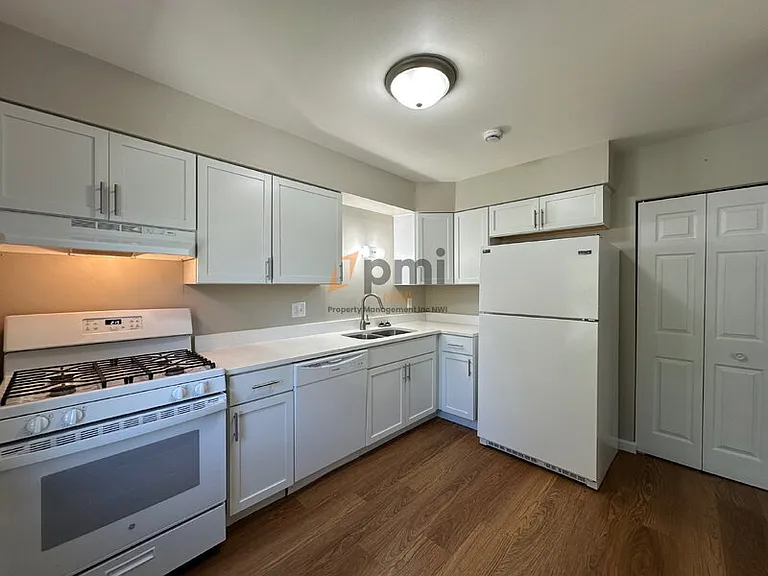 1609 Monticello Park Dr — Photo 8