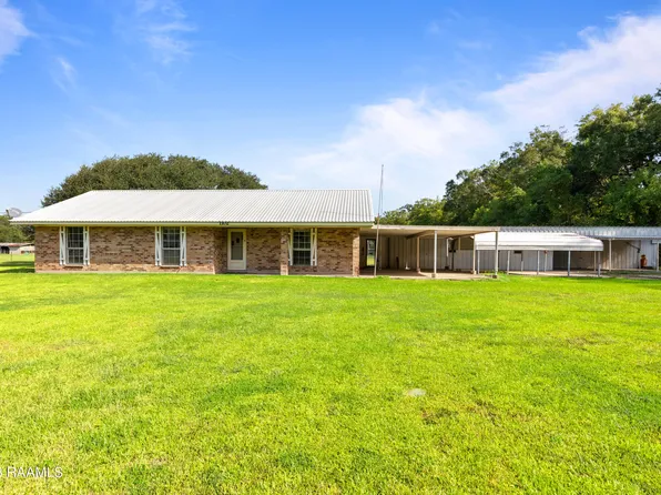 1102 Bayou Mercier Rd, Saint Martinville, LA 70582