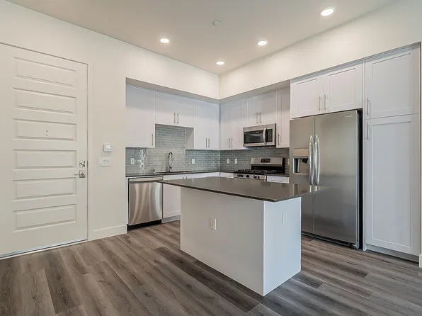 7300 E Earll Dr, Scottsdale, AZ