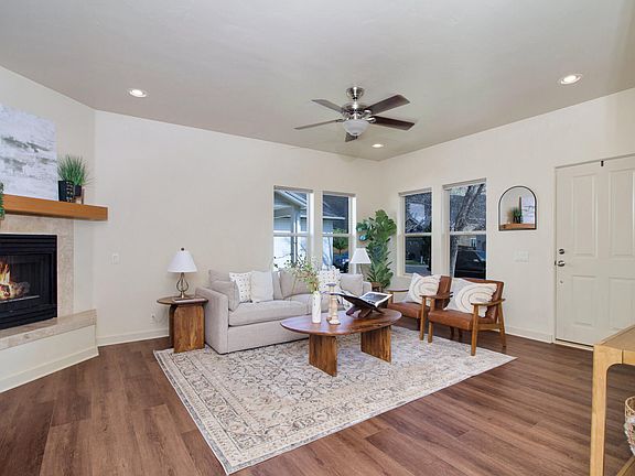 2nd image of 951 Winter Fox Ln