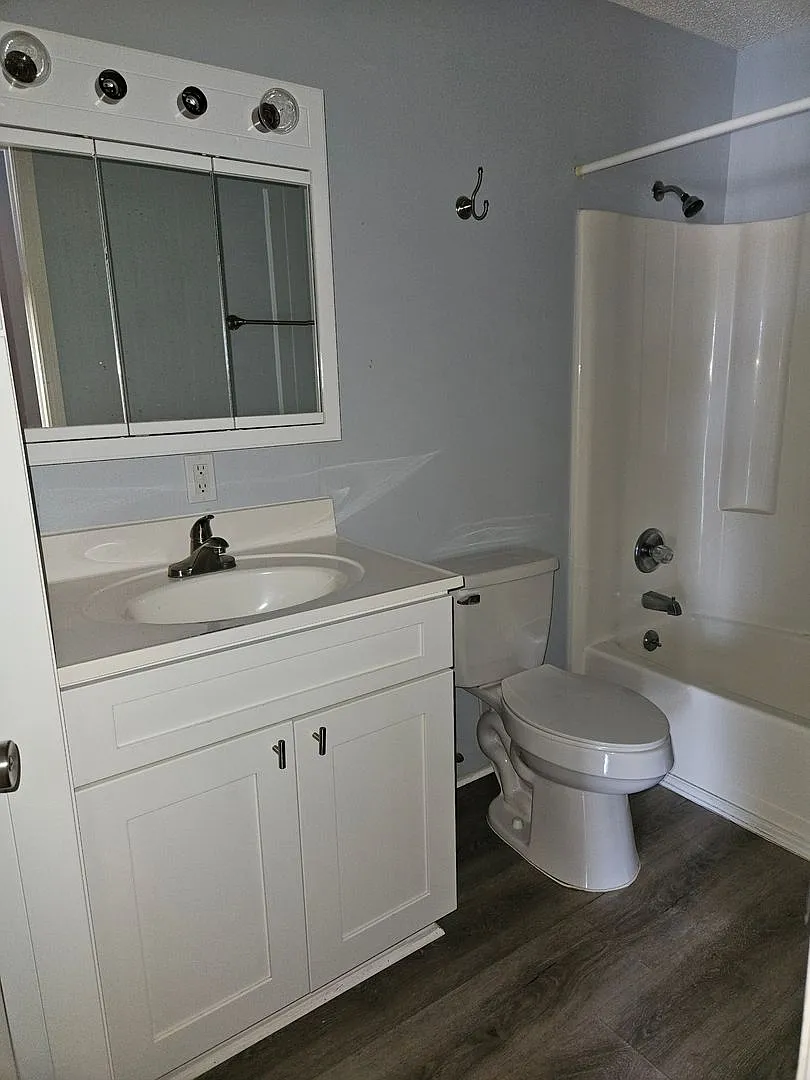 50% off of first months rent upon approval — Photo 3