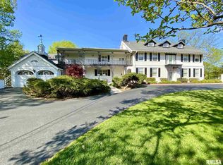 5200 N Prospect Rd, Peoria, IL 61614