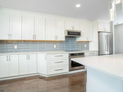 2 Claridge Dr, 12KW, Verona, NJ, 07044