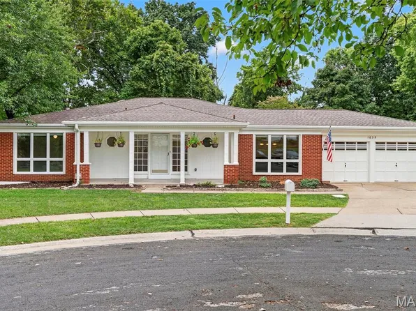 1635 Hobnail Ct, Saint Louis, MO 63146