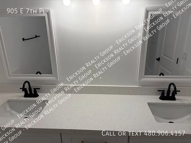 905 E 7th Pl — Photo 10