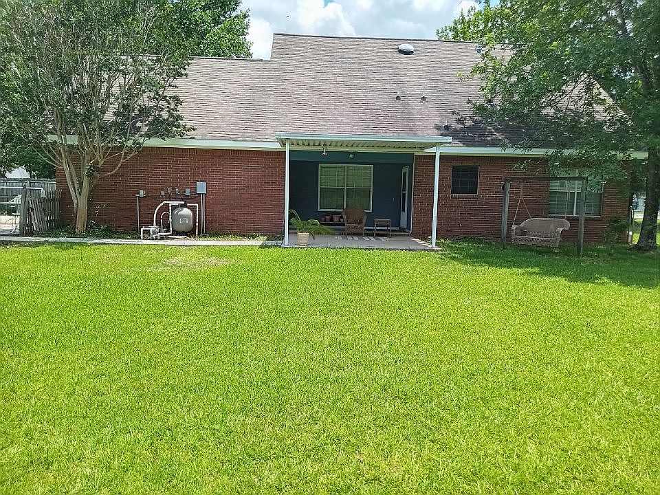 2nd image of 33 Mallard Dr