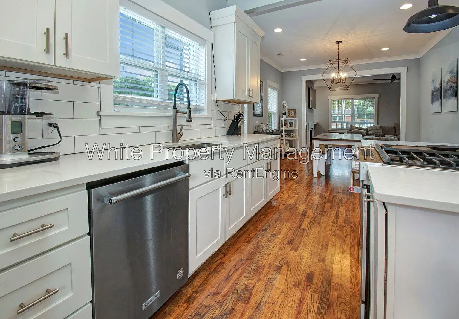 3 bed, 2.0 bath, 1564 sqft, $2,895 — Photo 3