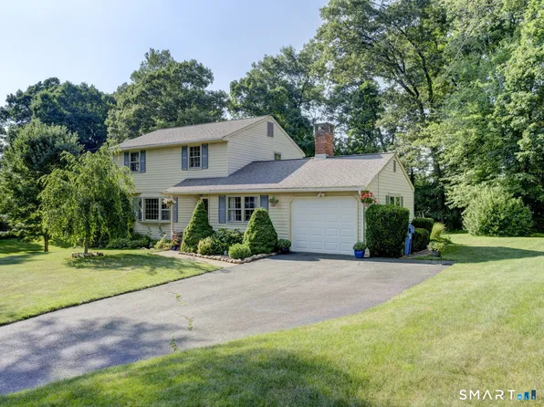 102 Ralph Road, Manchester, CT 06042