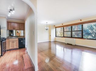 135 Montgomery St APT 4H, Jersey City, NJ 07302