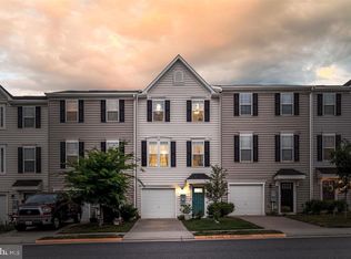 2082 Elm Tree Ct, Charlottesville, VA 22911
