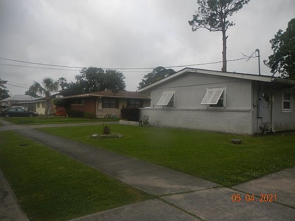 2nd image of 4718 Redwood St
