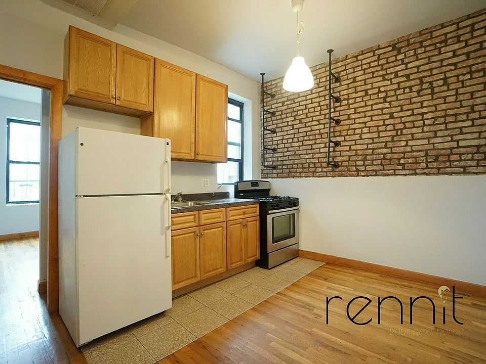 1st image of 823 Saint Johns Pl APT 2C