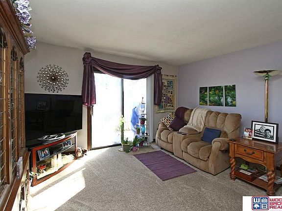 3rd image of 5330 Stonecliffe Dr