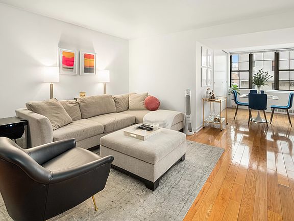 2nd image of 222 W 14th St APT 6B