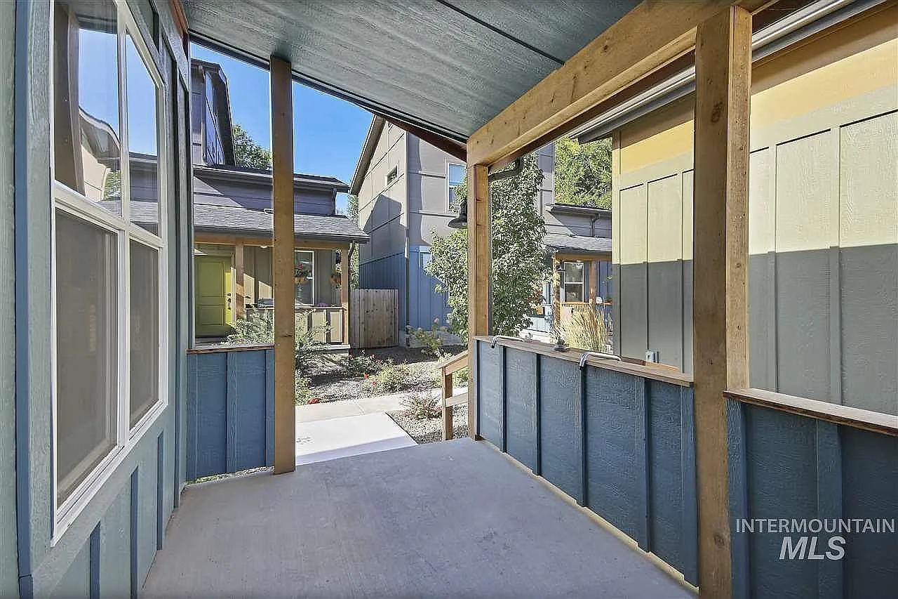 4335 Adams St — Photo 4