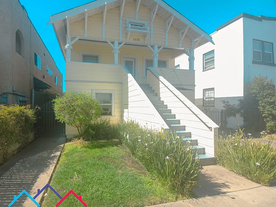 5235 Bancroft Ave #A