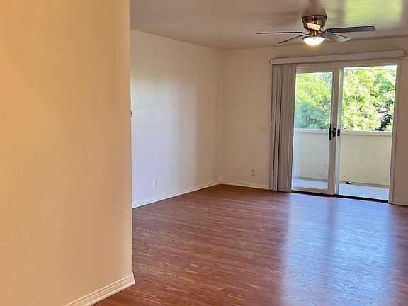 4th image of 524 N Redondo Ave #524