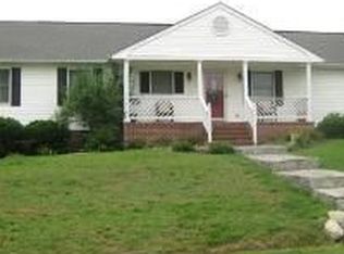 110 Fairview Dr, Williamsburg, VA 23188