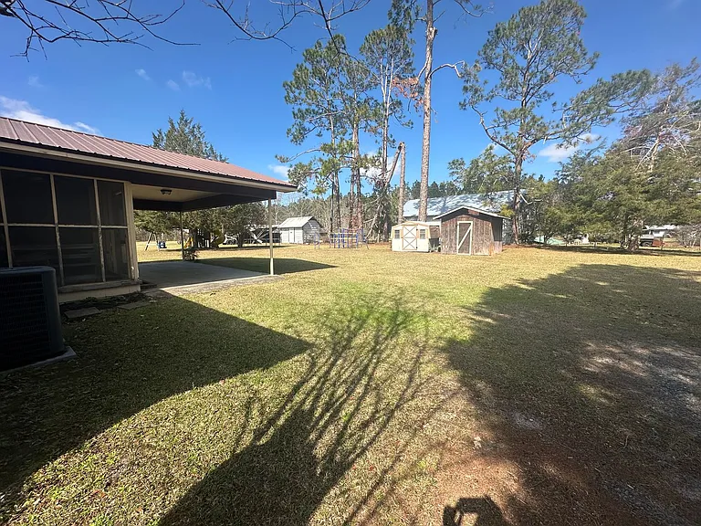 306 Crosby Rd — Photo 3