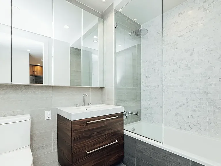1801 Ocean Ave #8B — Photo 13