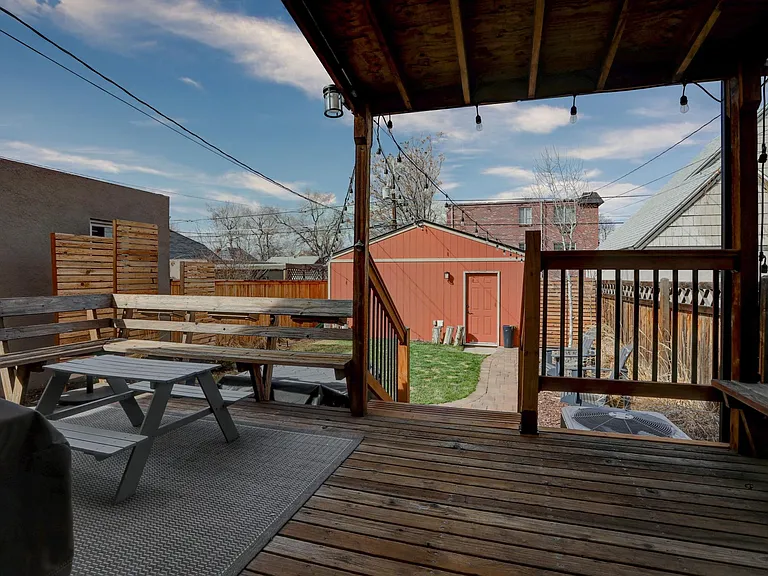 145 S Corona St — Photo 20