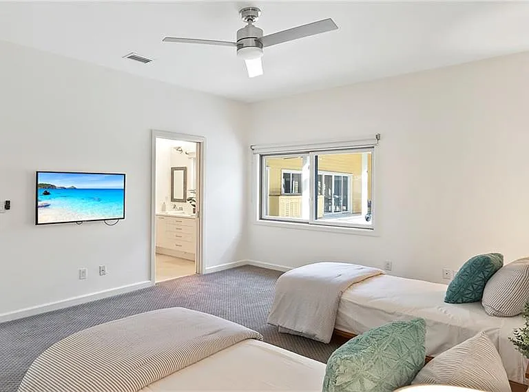 586 Yucca Rd — Photo 16