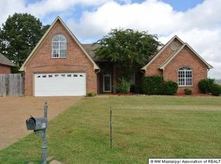 8970 Bell Forrest Dr, Olive Branch, MS 38654