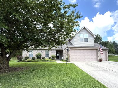 219 Creekview Cir, Mooresville, IN, 46158