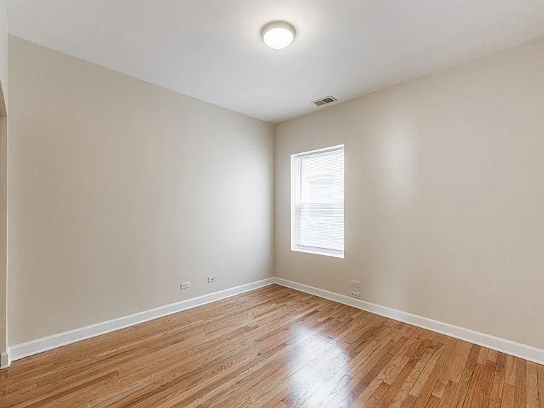 1334 W Estes Ave #2S — Photo 11
