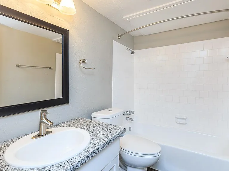 Camelot Apartments — Photo 46