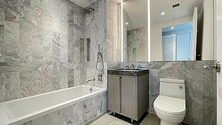 Rented by Gulia Wang, LREB