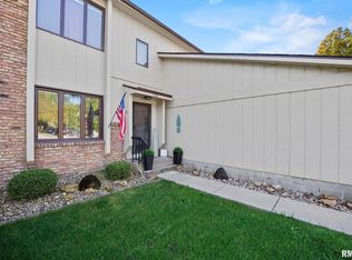 726 51st Ave, East Moline, IL 61244