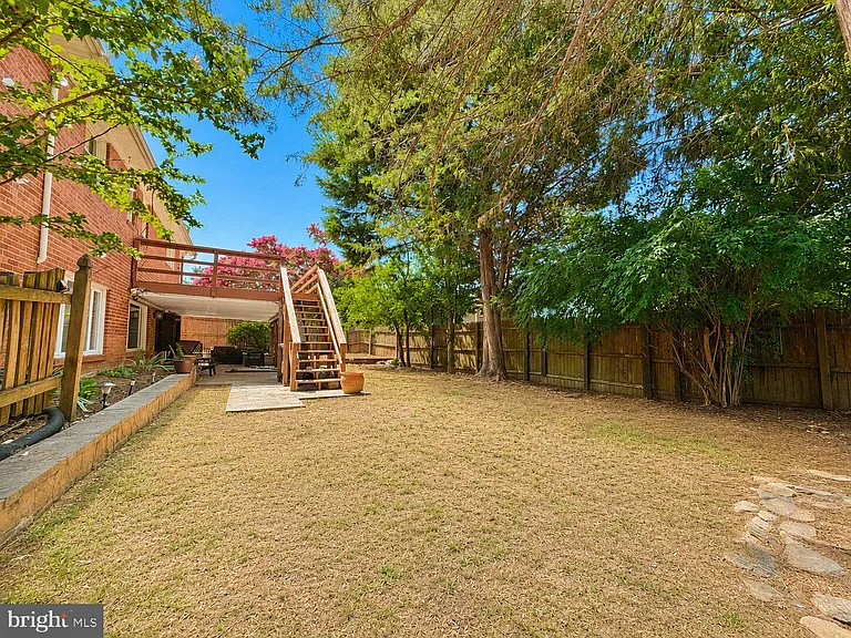 2512 N Kenilworth St — Photo 28