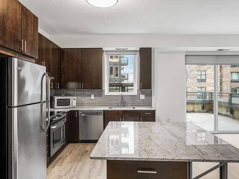 The Flats at West End — Photo 105