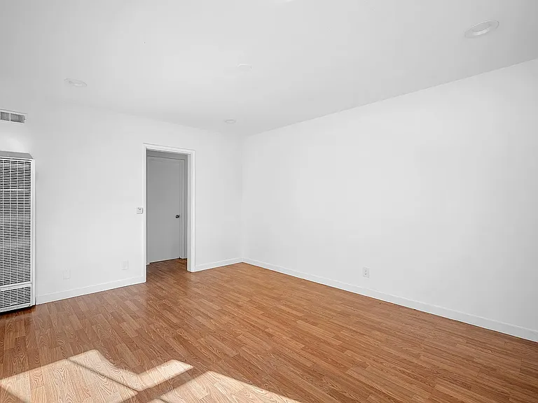 10230 Silverton Ave — Photo 6