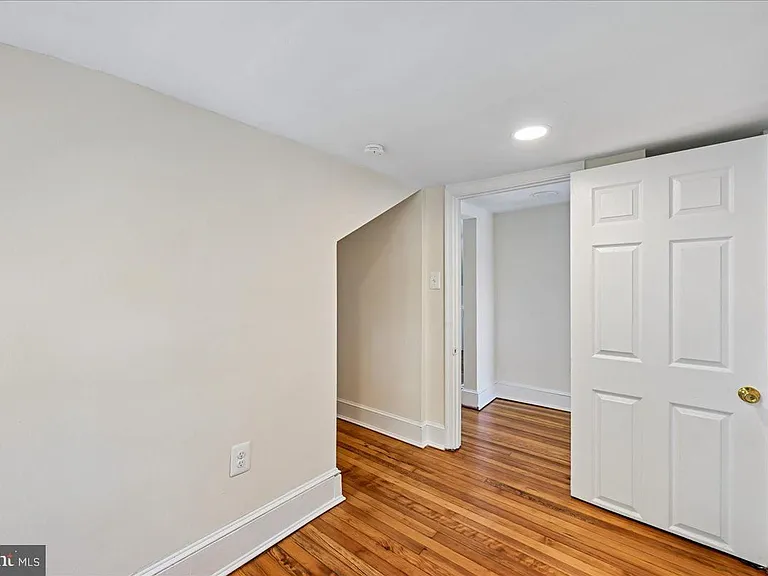 4012 Will St — Photo 34