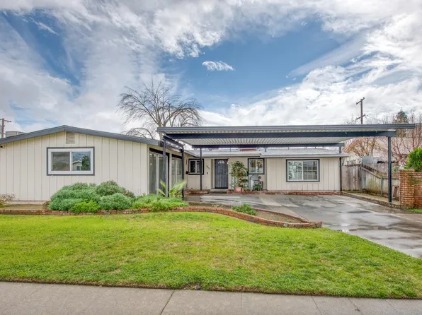 3848 E Swift Ave, Fresno, CA 93726