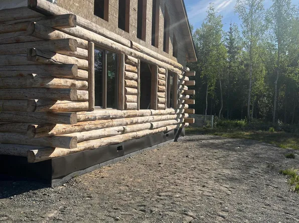 9956 W Clay Chapman Rd, Wasilla, AK 99623