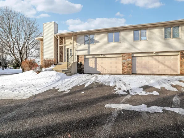 2504 Rose Ave E, Maplewood, MN 55119