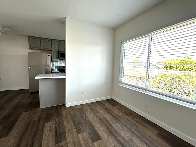 4460 Mississippi St #8 — Photo 20